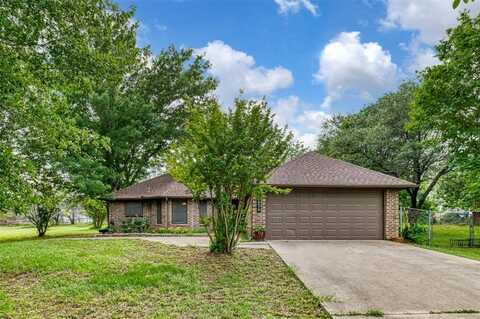656 Truman Circle, Reno, TX 76082