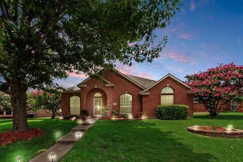 711 Fox Glen Road, Lancaster, TX 75146