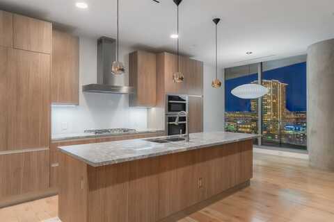 3130 N Harwood Street, Dallas, TX 75201