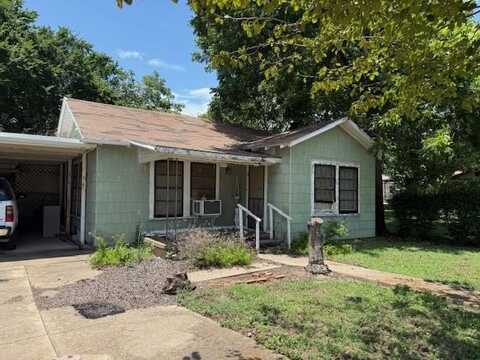 606 S REAGAN Street S, West, TX 76691