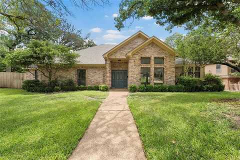 800 Wooded Crest Drive, Woodway, TX 76712