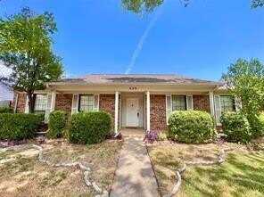 409 Kirkwood Drive, Lewisville, TX 75067