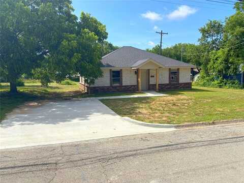 803 Hulme Street, Bowie, TX 76230