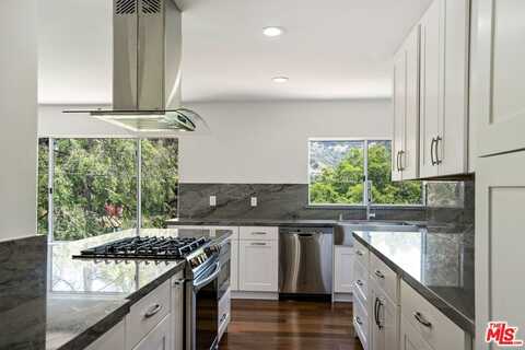 9665 Heather Rd, Beverly Hills, CA 90210