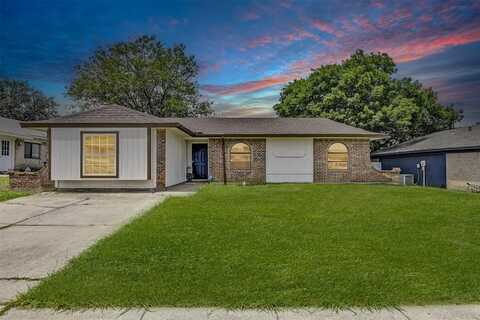 1105 Hickory Hill Drive, Arlington, TX 76014