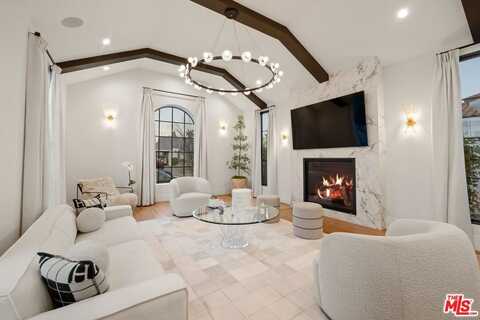 521 N Formosa Ave, Los Angeles, CA 90036