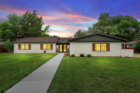 656 Falcon Drive, Woodway, TX 76712