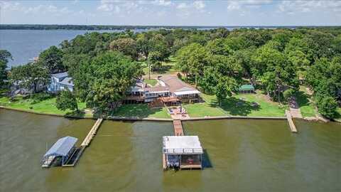 105 Bluewater Circle, Mabank, TX 75156