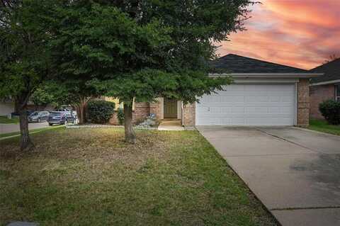11824 Ponderosa Pine Drive, Fort Worth, TX 76244