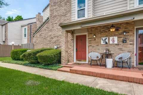 2323 Torrington Drive, Arlington, TX 76012