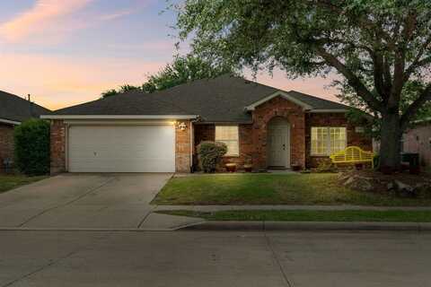 1320 Cattle Crossing Drive, Fort Worth, TX 76131