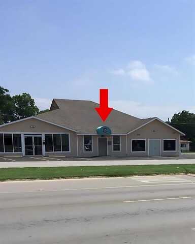 5825 East Lancaster Avenue, Fort Worth, TX 76112