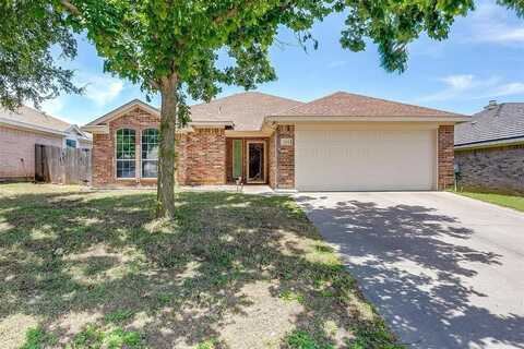 112 Adams Drive, Crowley, TX 76036