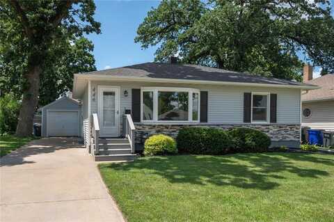 446 19th NW, Cedar Rapids, IA 52405