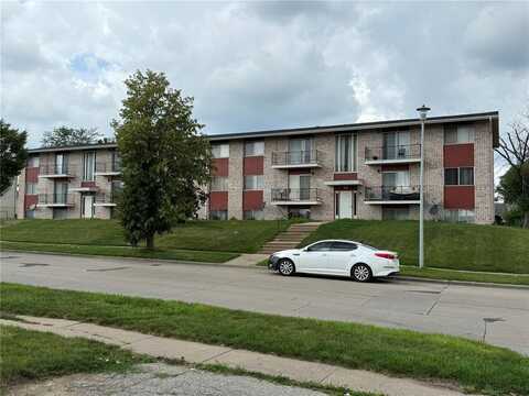 3710 And 3720 12th Avenue SW, Cedar Rapids, IA 52404