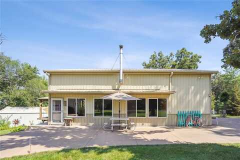 101 Canyon Rd, Montezuma, IA 50171