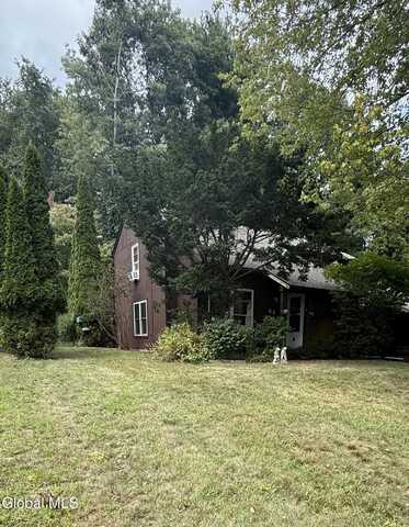44 Thimbleberry Road, Malta, NY 12020