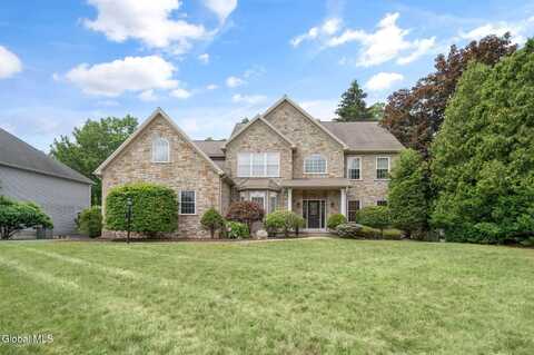 4 Stoney Heights Court, Clifton Park, NY 12065