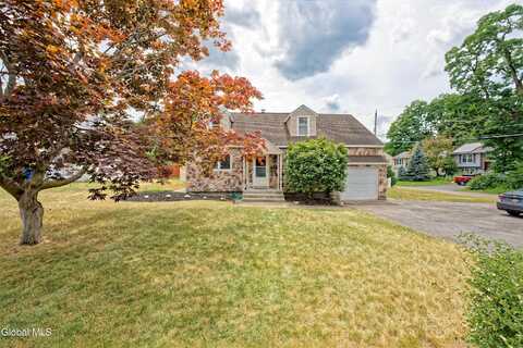 2834 Halsey Drive, Schenectady, NY 12304