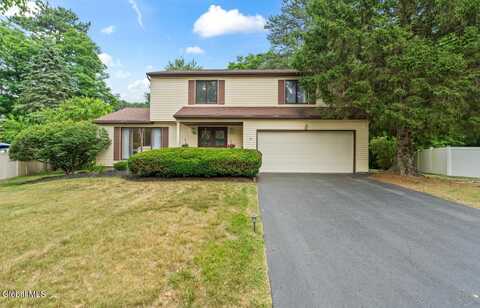 7 Hawthorn Circle, Albany, NY 12203