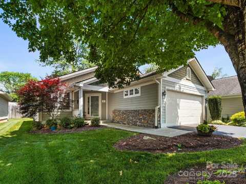 20 E Fairway View Court, Etowah, NC 28729