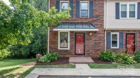 2705 N Center Street unit: 76, Hickory, NC 28601