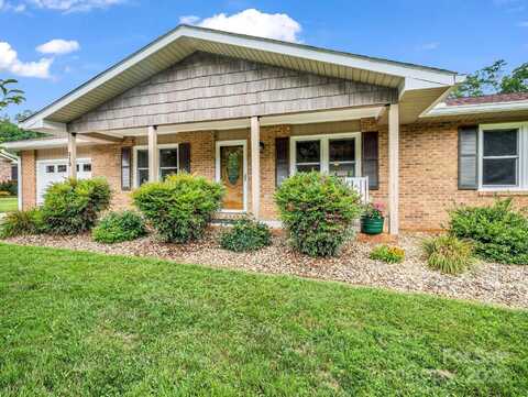 313 Resada Drive, Brevard, NC 28712
