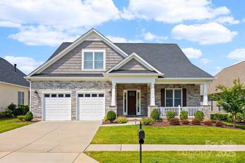 21016 Molly Harper Drive, Cornelius, NC 28031