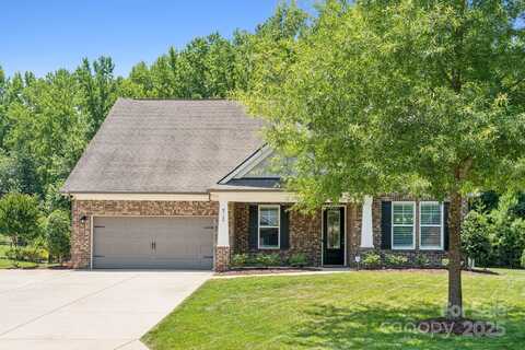 8729 Mullis Forest Court, Mint Hill, NC 28227