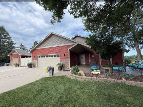 502 Pine, Dakota City, NE 68731