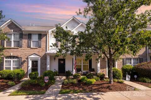 4939 Sunburst Lane, Charlotte, NC 28213