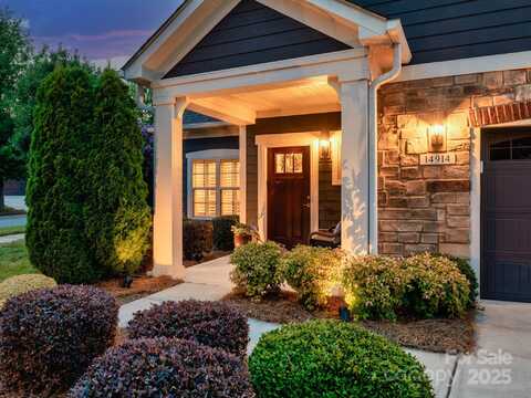 14914 Dewpoint Place, Huntersville, NC 28078