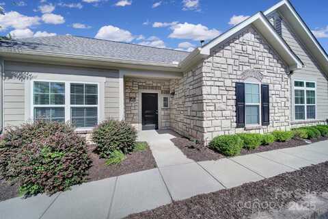 4919 Polo Gate Boulevard, Charlotte, NC 28216
