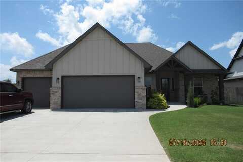 3909 Sorano Drive, Moore, OK 73160