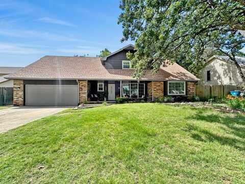 2009 Arapaho Road, Edmond, OK 73013