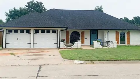 7008 N Comanche Avenue, Oklahoma City, OK 73132