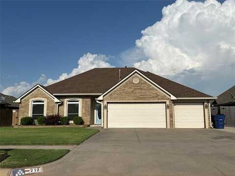 712 N Cherokee Way, Mustang, OK 73064