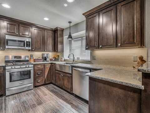 6709 Bayberry Drive, Oklahoma City, OK 73162
