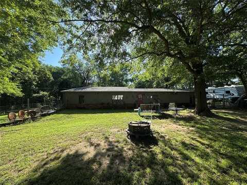 301 Lakeview Drive, Holdenville, OK 74848