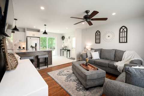 2740 Clover Street, Charleston, SC 29414