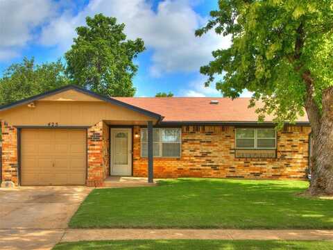425 W Linden Drive, Mustang, OK 73064