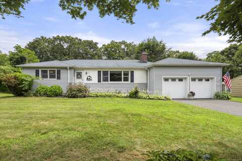 17 Valley Stream Drive, Danbury, CT 06811
