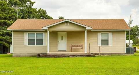 20494 Ada Lane, Seneca, MO 64865