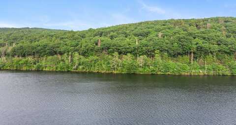 31 June Road, Washington, CT 06777
