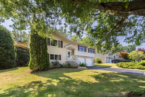 111 Nicole Drive, Milford, CT 06460