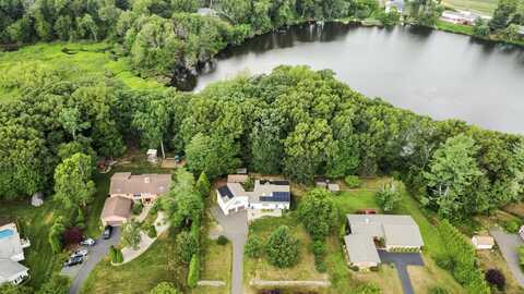26 Lochview Drive, Windsor, CT 06095