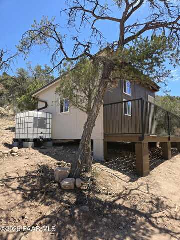 207a Arizona Road, Ash Fork, AZ 86320