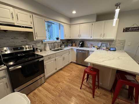 69 Silvermine Avenue, Norwalk, CT 06850