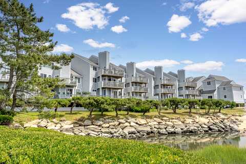 1 Mansfield Grove Road, East Haven, CT 06512