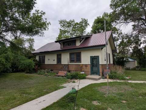 503 4th Street, Maddock, ND 58348